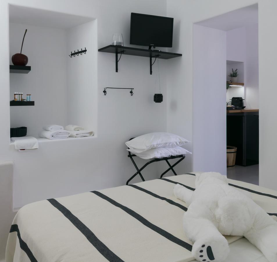 Uncle'S Luxury Jacuzzi Apartment Adamantas  Exterior photo